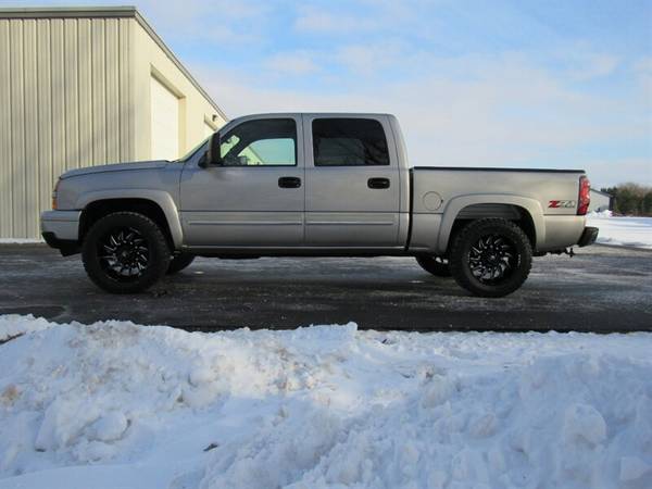 2006 Chevy Silverado 1500 LT Z71 4X4 Crew Cab, New Wheels and Tires! for sale in Appleton, WI – photo 6