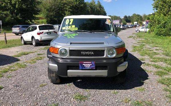 2007 Toyota FJ Cruiser Base 4dr SUV 4WD (4L V6 5A) for sale in Seymour, TN – photo 2