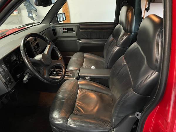 1993 GMC Typhoon Awd Only 75K Original Miles Like New - cars & for sale in Happy valley, OR – photo 8