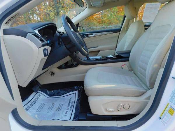 2013 Ford Fusion SE Sedan 4D - cars & trucks - by dealer - vehicle... for sale in Alexandria, District Of Columbia – photo 13