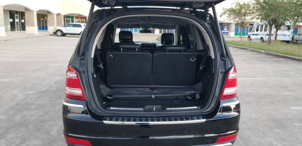 2011 MERCEDES-BENZ GL550 4-MATIC SPORT PACKAGE - cars & trucks - by... for sale in Houston, TX – photo 22