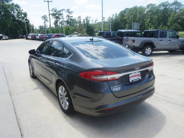 2017 Ford Fusion SE for sale in Picayune, MS – photo 4