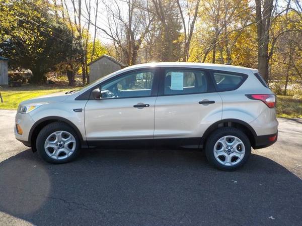 2017 Ford Escape FWD 4D Sport Utility / SUV S - cars & trucks - by... for sale in Cambridge, OH – photo 4