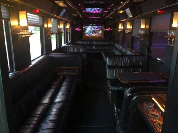 Motor-coach Limousine Party Bus for sale in Goldsboro, NC – photo 2