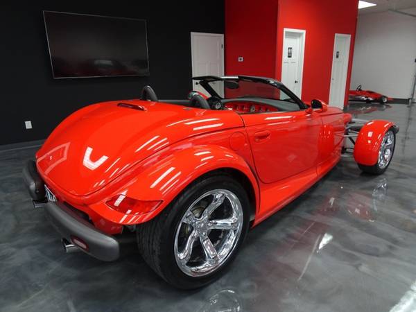 1999 Plymouth Prowler Roadster Like new Only 1, 461 miles for sale in Waterloo, IA – photo 4