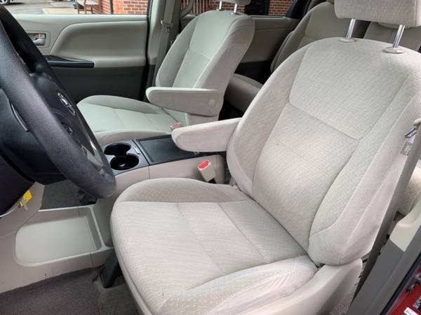 2015 Toyota Sienna LE for sale in Richmond , VA – photo 12