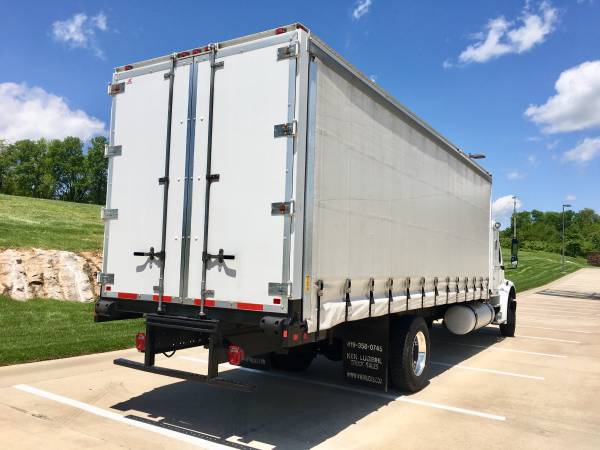 Freightliner M2 112 26’ Box Truck 103k miles for sale in Ozark, NY – photo 4