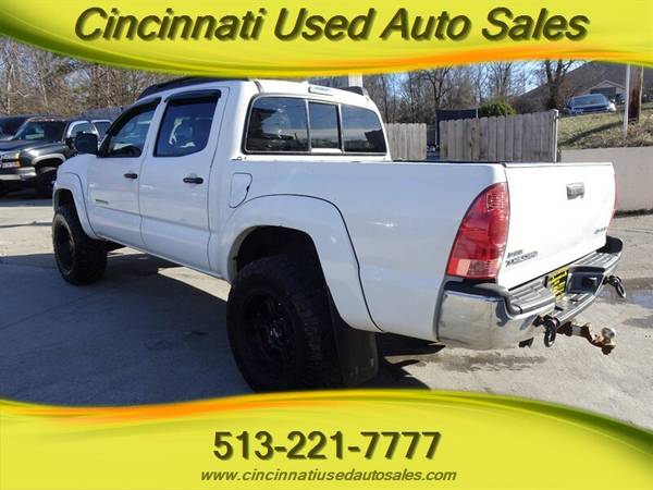 2010 Toyota Tacoma 4 0L V6 4X4 - - by dealer - vehicle for sale in Cincinnati, OH – photo 4