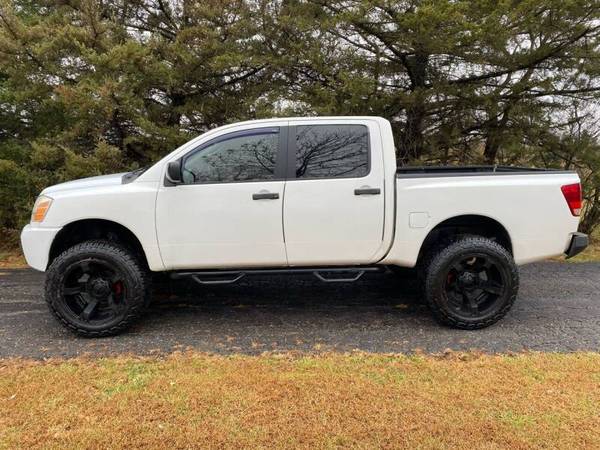 2007 NISSAN TITAN CREW 4X4 **52,000 MILES**LIFTED CALIFORNIA... for sale in VALLLEY FALLS, KS – photo 5
