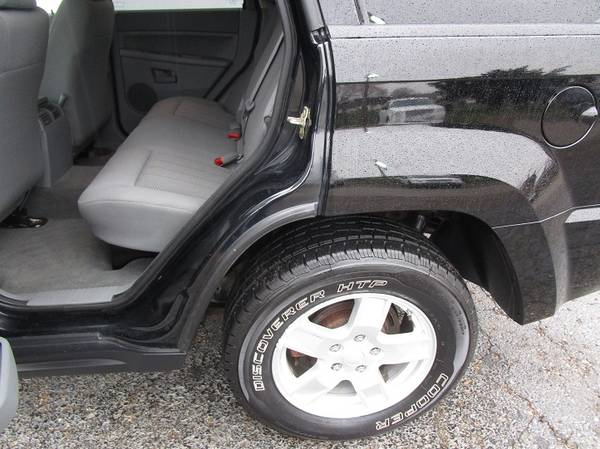 ** 2006 Jeep Grand Cherokee Laredo Rust Free Nice SUV 4x4 ** - cars... for sale in Minerva, OH – photo 7