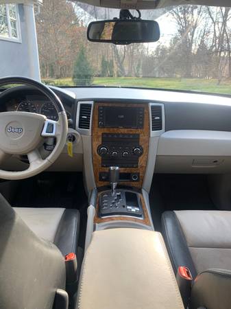 2009 Jeep Grand Cherokee - cars & trucks - by owner - vehicle... for sale in Wallingford, CT – photo 7