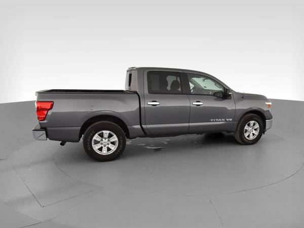 2019 Nissan Titan Crew Cab SV Pickup 4D 5 1/2 ft pickup Gray -... for sale in Bakersfield, CA – photo 12