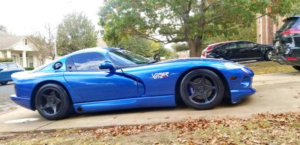 ☆ DODGE VIPER GTS. BLUE & WHITE STRIPES ($42,000) ☆ - cars & trucks... for sale in Round Rock, TX – photo 2
