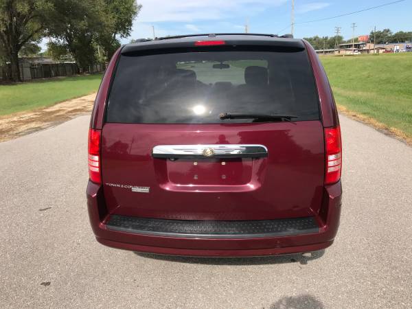 2008 Chrysler Town & Country~LOADED~ w/117k miles for sale in Wichita, KS – photo 4