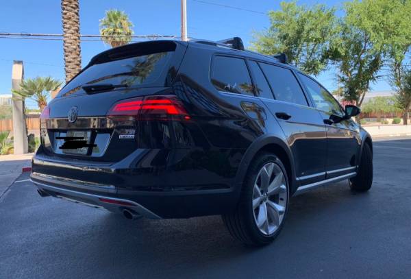 2018 Volkswagen Golf Alltrack SEL - cars & trucks - by owner -... for sale in Scottsdale, AZ – photo 7