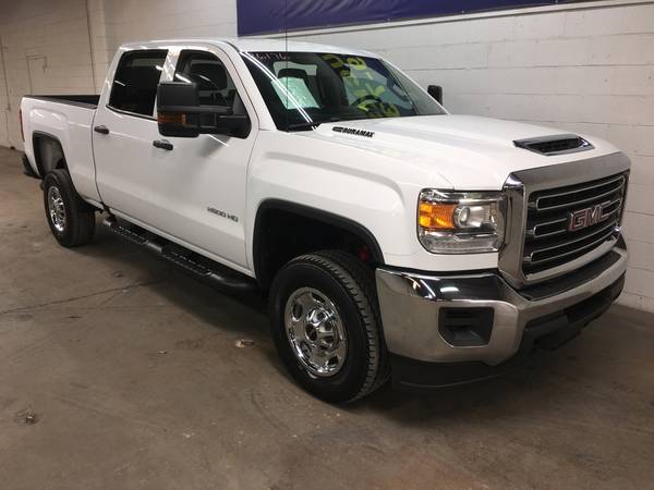 2018 GMC 2500HD Crew Cab 4X4 6 7L Duramax Diesel Pickup ONE OWNER for sale in Other, AL – photo 3