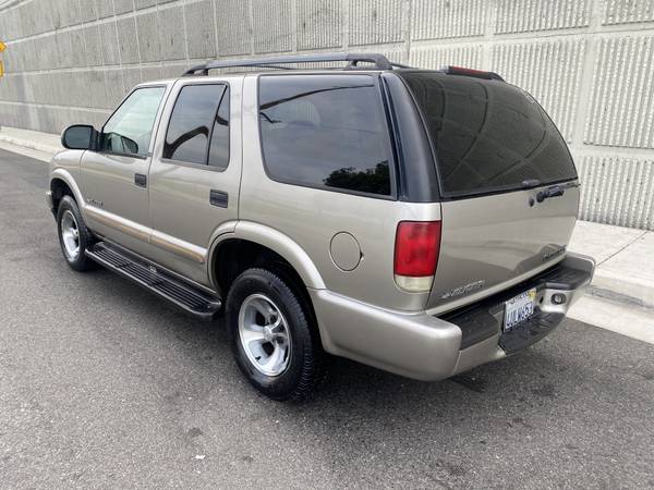 2000 Chevrolet Blazer Lt. LOW MILES!! - LIKE NEW!! - CALL TODAY!! -... for sale in Arleta, CA – photo 3