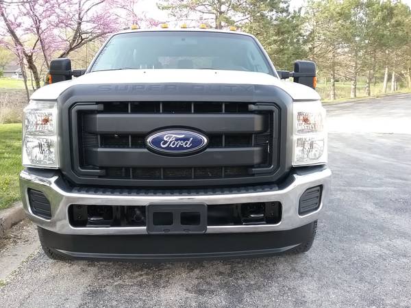 2016 Ford F350 XL, 4x4 Crew Cab Long Bed, Diesel, 138k, Warranty for sale in Merriam, MO – photo 2