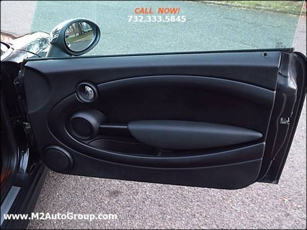 2013 Mini Cooper Hardtop Cooper 2dr Hatchback - - by for sale in East Brunswick, NY – photo 23