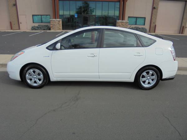 2007 TOYOTA PRIUS HYBRID***L O W - M I L E S - W O W*** for sale in Englewood, CO