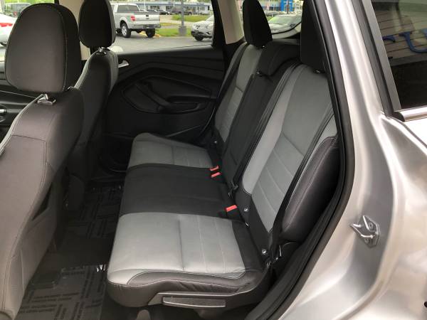 2016 FORD ESCAPE SE for sale in Greenfield, IN – photo 12
