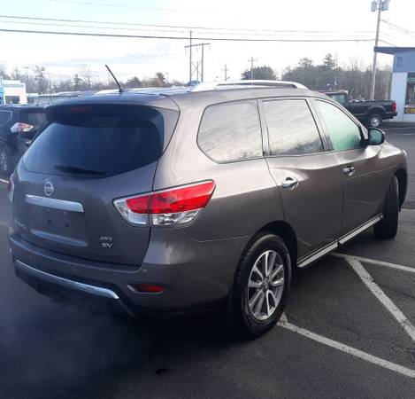 2013 Nissan Pathfinder SV - (Streeters-Open 7 Days A Week!!!) - cars... for sale in queensbury, NY – photo 10