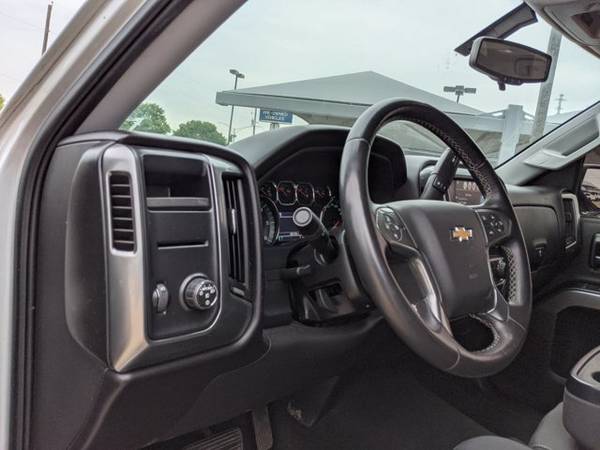 2016 Chevrolet Silverado 1500 LT SKU: GG112988 Pickup for sale in Fort Worth, TX – photo 10