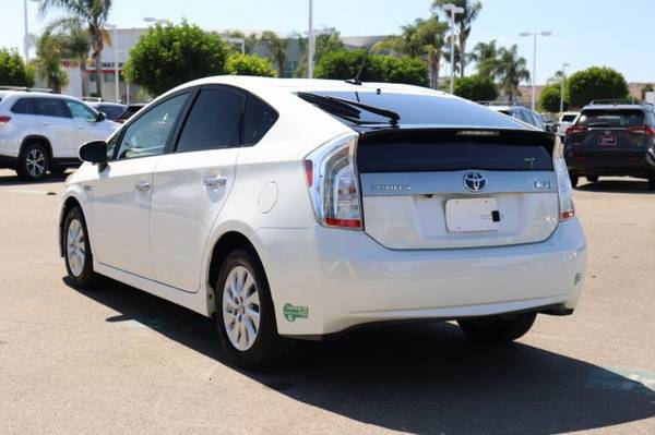 2014 Toyota Prius Plug-in SKU:E3060181 Hatchback for sale in Irvine, CA – photo 8