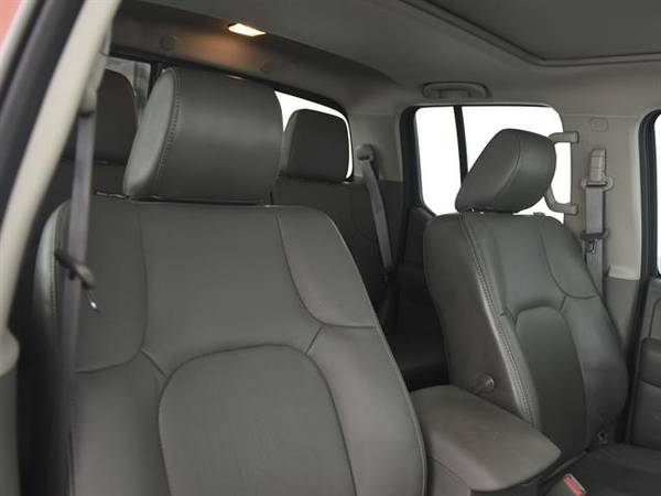 2016 Nissan Frontier Crew Cab SL Pickup 4D 5 ft pickup RED - FINANCE for sale in Charleston, SC – photo 5