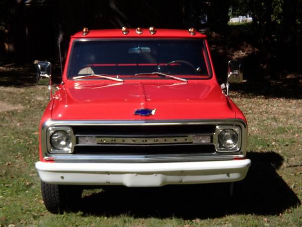 1969 Chevy C-20 Resto Mod/Sleeper - cars & trucks - by dealer -... for sale in Middlefield, CT – photo 8