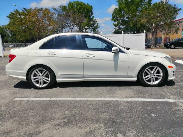 2012 MERCEDES BENZ C300 - - by dealer - vehicle for sale in Fort Lauderdale, FL – photo 14