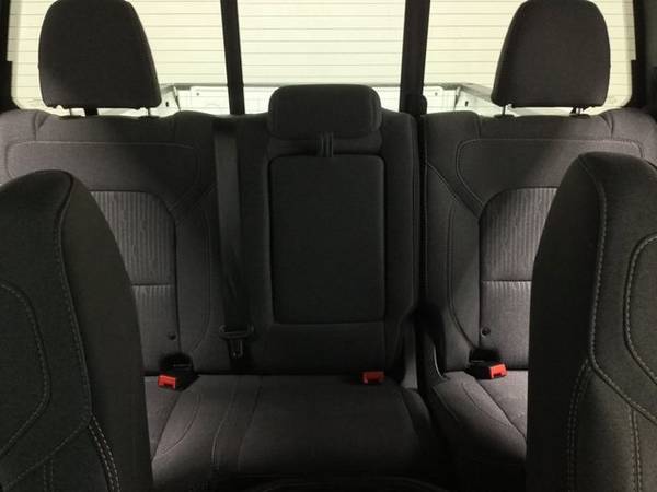 2019 Ram 1500 4WD 4D Extended Cab / Truck Big Horn/Lone Star - cars... for sale in Indianapolis, IN – photo 24