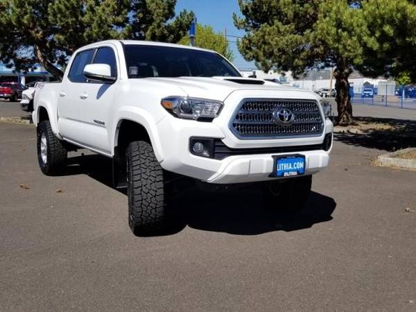 2017 Toyota Tacoma 4x4 4WD Truck TRD Sport Double Cab 5 Bed V6 Crew for sale in Klamath Falls, OR – photo 3