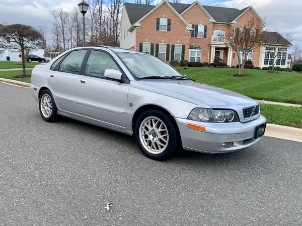 2004 Volvo S40 - cars & trucks - by owner - vehicle automotive sale for sale in Temple Hills, District Of Columbia – photo 2