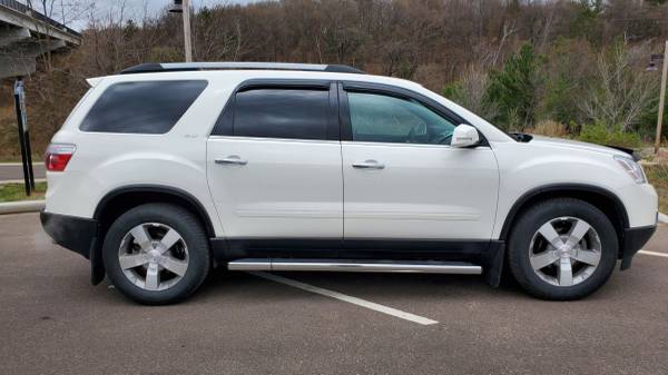 2011 GMC Acadia SLT AWD - - by dealer - vehicle for sale in Eau Claire, WI – photo 18