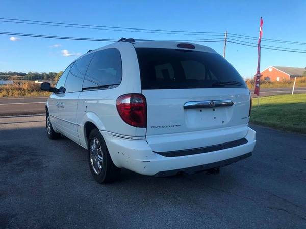 2006 Chrysler Town and Country Limited 4dr Extended Mini Van for sale in Wrightsville, PA – photo 7