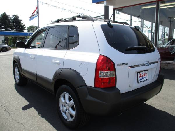 2005 HYUNDAI TUCSON - - by dealer - vehicle automotive for sale in Longview, OR – photo 12