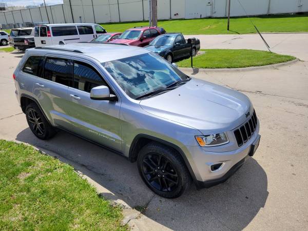 2014 Jeep Grand Cherokee 62k - - by dealer - vehicle for sale in Lincoln, NE – photo 4