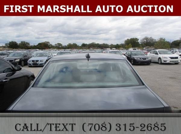 2005 Volkswagen Jetta Sedan A5 2.5L - First Marshall Auto Auction for sale in Harvey, IL – photo 2