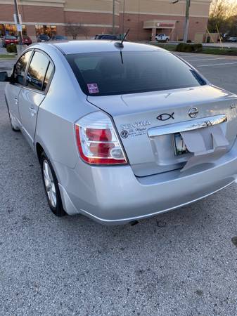 2010 nissian Sentra Runs-looks-Excellent - cars & trucks - by owner... for sale in Indianapolis, IN – photo 5