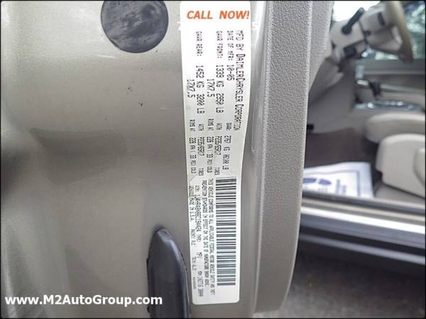 2006 Jeep Grand Cherokee Laredo 4dr SUV 4WD w/Front Side Airbags for sale in East Brunswick, NY – photo 19