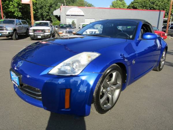 2007 Nissan 350Z 2dr Roadster Manual *BRIGHT BLUE* 70K CLEANEST... for sale in Milwaukie, OR – photo 2
