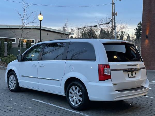 2016 Chrysler Town & Country Touring LWB with STO-N-GO/DVD/Only for sale in Gresham, OR – photo 3