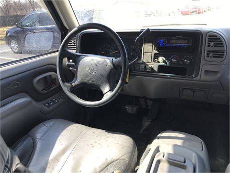 Custom 1997 GMC Yukon SLE 4WD - - by dealer - vehicle for sale in New haven, IN – photo 12