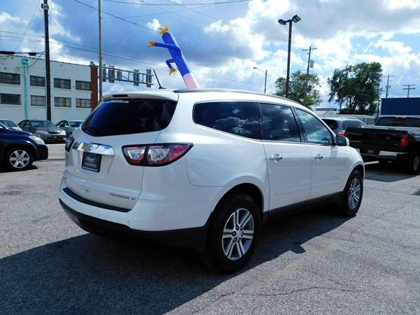 2015 CHEVROLET TRAVERSE AWD 4DR LT W/1LT - cars & trucks - by dealer... for sale in South Bend, IN – photo 3