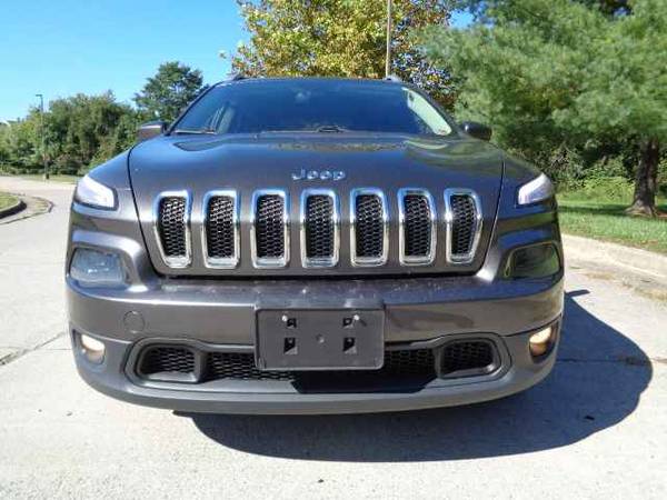 2014 Jeep Cherokee 4X4 Latitude 3.2L V6 F DOHC 24V - cars & trucks -... for sale in Purcellville, District Of Columbia – photo 2
