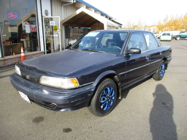 1991 TOYOTA CAMRY DLX SEDAN - cars & trucks - by dealer - vehicle... for sale in Longview, OR – photo 2