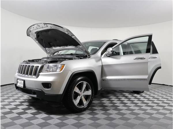 2013 Jeep Grand Cherokee Limited Sport Utility 4D SUV - cars &... for sale in Burien, WA – photo 24