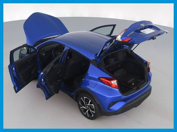 2018 Toyota CHR XLE Premium Sport Utility 4D hatchback Blue for sale in Phoenix, AZ – photo 17