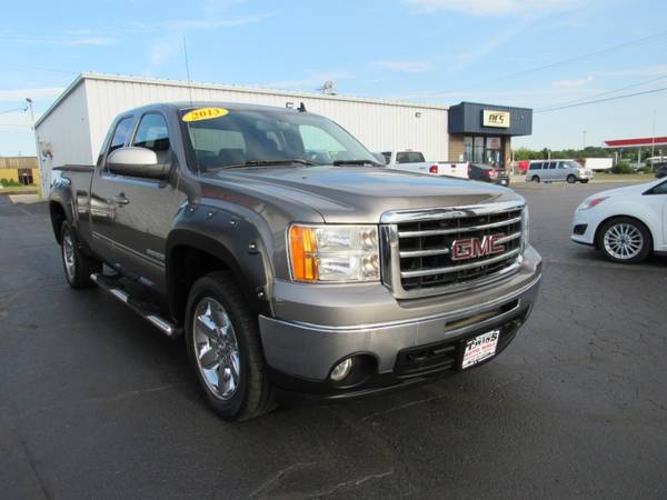 2013 GMC Sierra 1500 4WD Ext Cab SLT - cars & trucks - by dealer -... for sale in Rockford, IL – photo 12